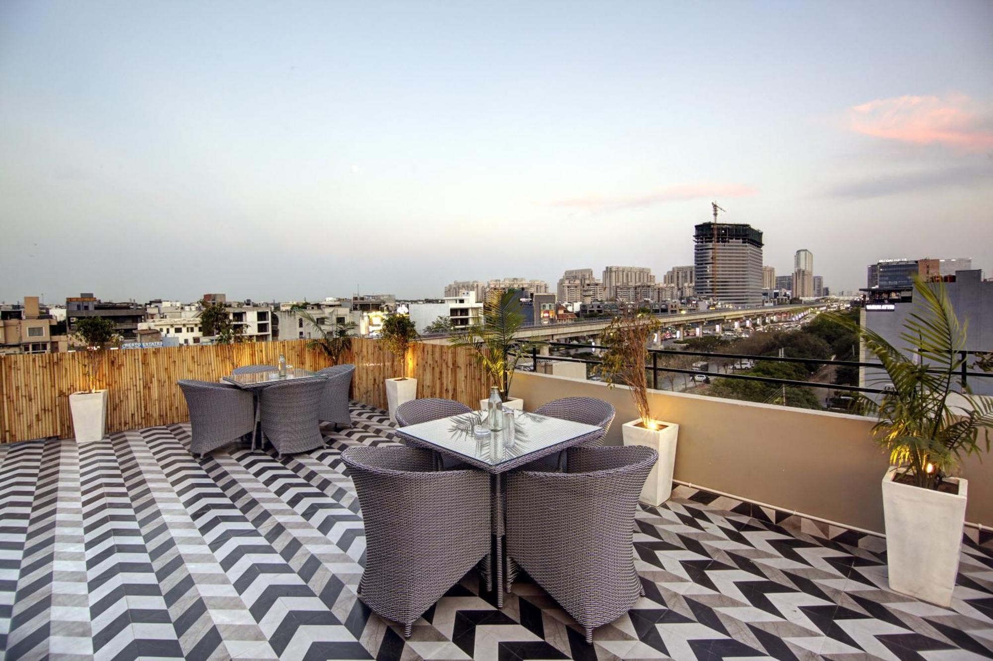 Saltstayz Select - Golf Course Road Gurgaon Luaran gambar