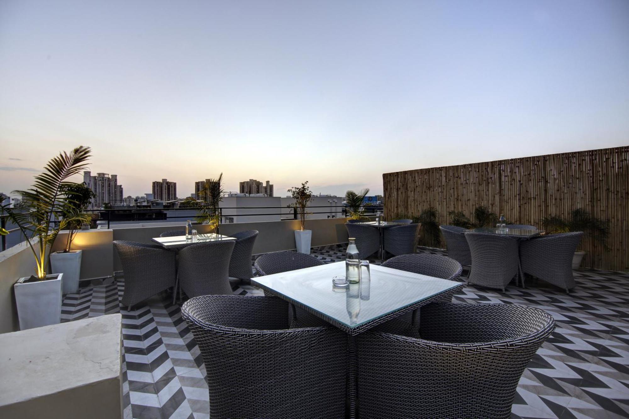 Saltstayz Select - Golf Course Road Gurgaon Luaran gambar